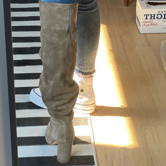 Zara Suede knee high boots - Picture 6 of 7